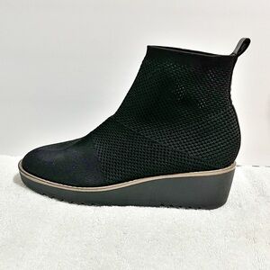 Bandolino Black Mesh Wedge Ankle Booties Size 7.5 Boho Casual Round Toe